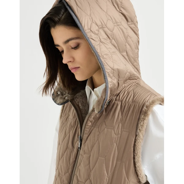 Brunello Cucinelli Shearling reversible vest in Light Brown, view 4 | Vests | Luxury Shoes 