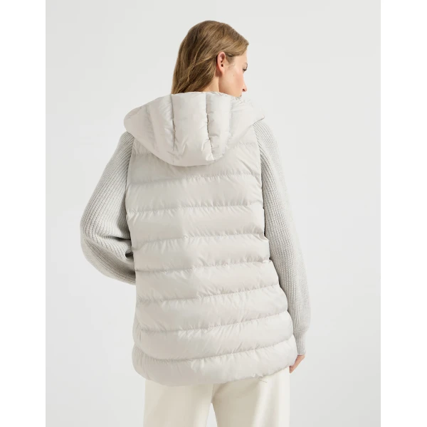Brunello Cucinelli Water-resistant nylon down jacket in Light Grey
