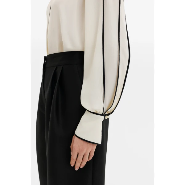 By Malina Bea Blouse in Vanilla, view 5