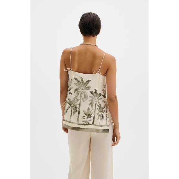 By Malina Lizly Top in Palm, view 4