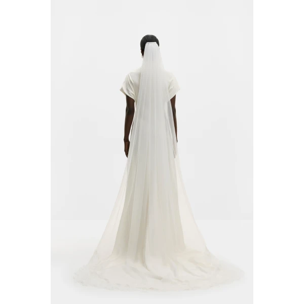 By Malina Luxe Veil in Ivory, view 2