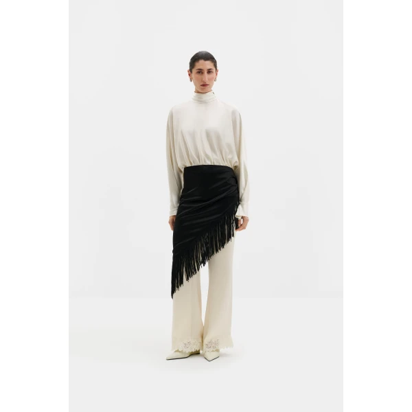 By Malina Nalia Scarf in Black, view 4