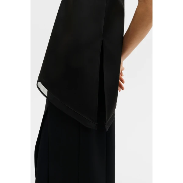 By Malina Petronella Top in Black, view 5