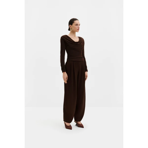 By Malina Signe Top in Dark Brown, view 3