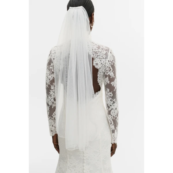 By Malina Sky Mid-length Veil in Ivory, view 3