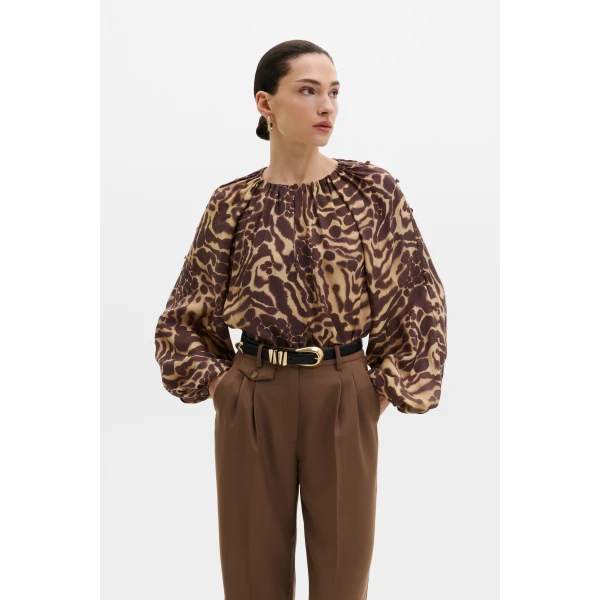 By Malina Sophie Blouse in Savannah, view 2
