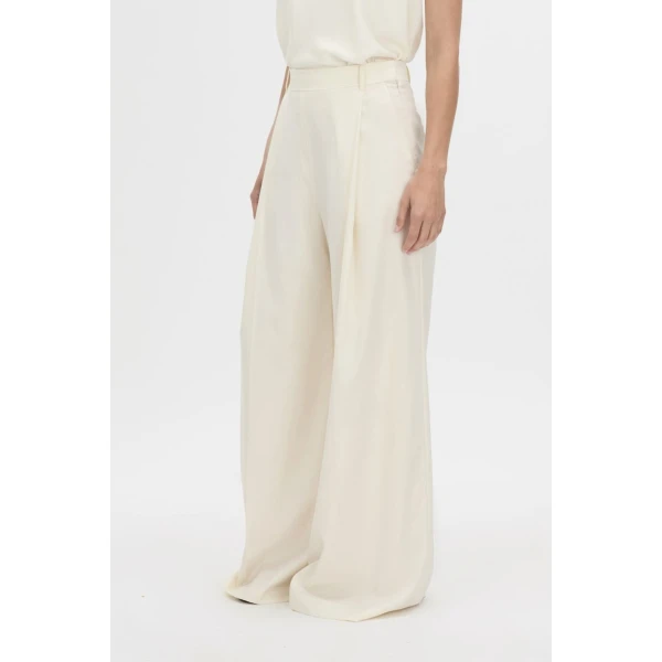 Camilla and Marc Chase Wide Leg Pant in Cream, view 3 | Wide leg pants | Luxury Shoes 