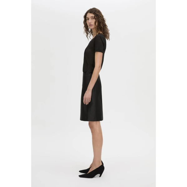 Camilla and Marc Sona Pencil Skirt in Black, view 6 | Pencil Skirts | Luxury Shoes 