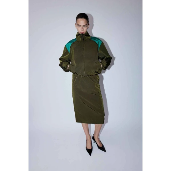 Camilla and Marc Storm Colour Block Anorak in Khaki and Emerald, view 4 | Jackets | Luxury Shoes 