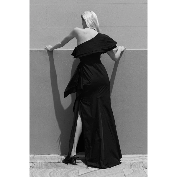 Carla Zampatti Black Taffeta Asymmetric One Shoulder Dress | Maxi Dresses | Luxury Shoes 
