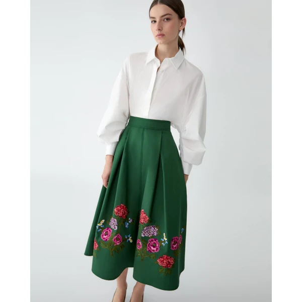 Carolina Herrera Floral-Embroidered Gabardine Midi Skirt in Racing Green, view 4