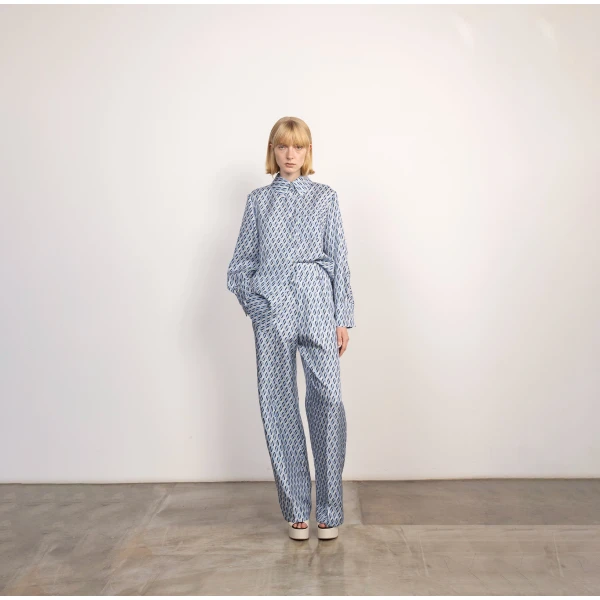 Dice Kayek Geometric Print Silk Twill Shirt in Blue Geometric | Shirts | Luxury Shoes 