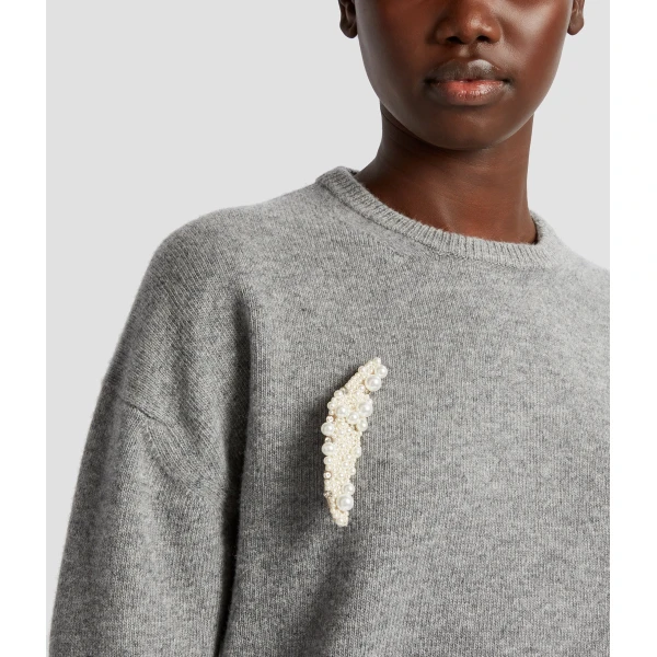 Erdem Pearl Alphabet Brooch I | Brooches & Pins | Luxury Shoes 
