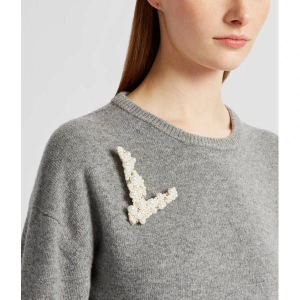 Erdem Pearl Alphabet Brooch L | Brooches & Pins | Luxury Shoes 
