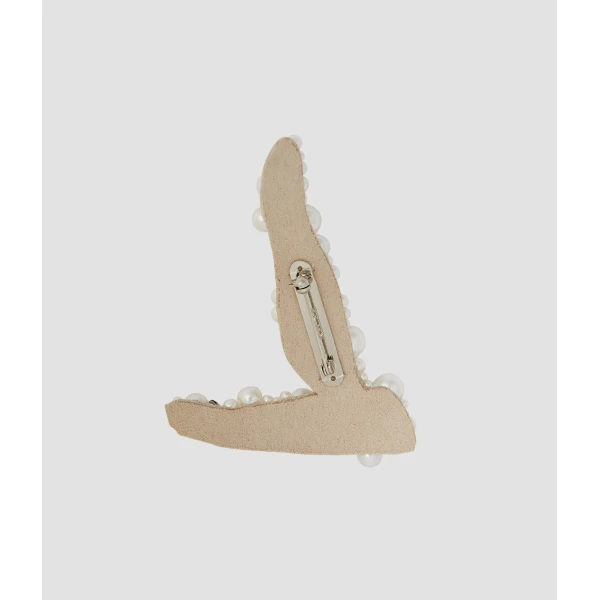 Erdem Pearl Alphabet Brooch L | Brooches & Pins | Luxury Shoes 