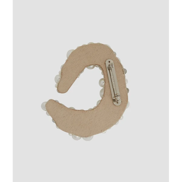 Erdem Pearl Alphabet Brooch O | Brooches & Pins | Luxury Shoes 
