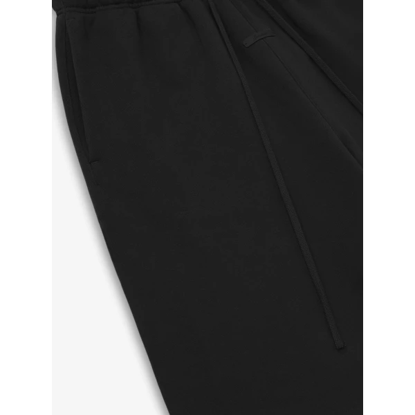 Fear of God Essentials Active Trace Relaxed Sweatshort in Vintage Black | Shorts | Luxury Shoes 
