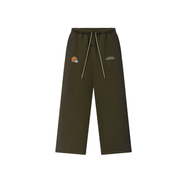 Fear of God Essentials Browns Lounge Sweatpant in Wood Heather | Luxury Shoes 