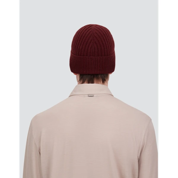 Herno Ribbed Wool Beanie in Bordeaux | Men's Hats | Luxury Shoes 