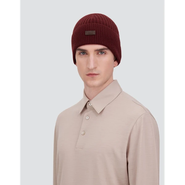 Herno Ribbed Wool Beanie in Bordeaux | Men's Hats | Luxury Shoes 