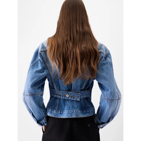 blue jacket