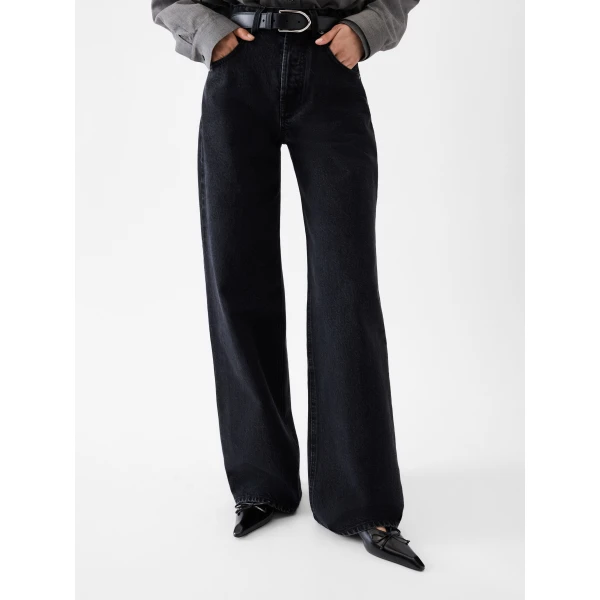 black Jacquemus trousers