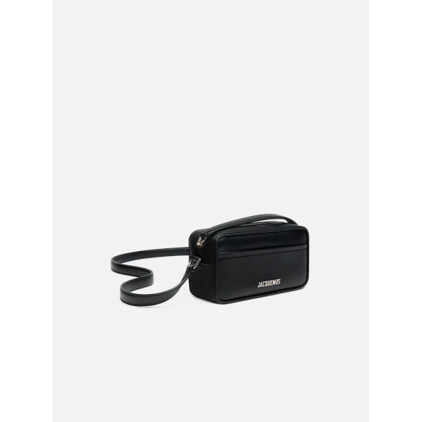 black shoulder bag
