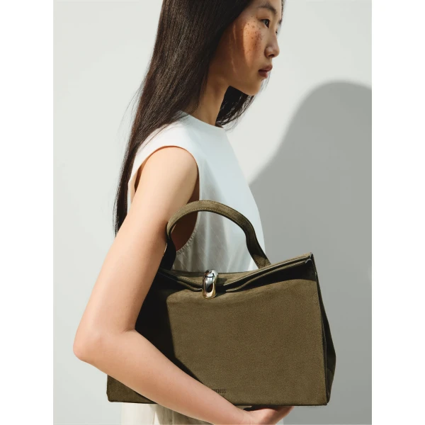 khaki Jacquemus shoulder bag