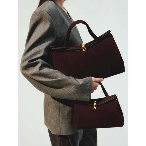 medium brown Jacquemus shoulder bag