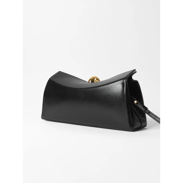 black clutch