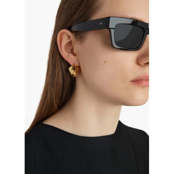 Small Lotus Earrings in Gold - Image 2