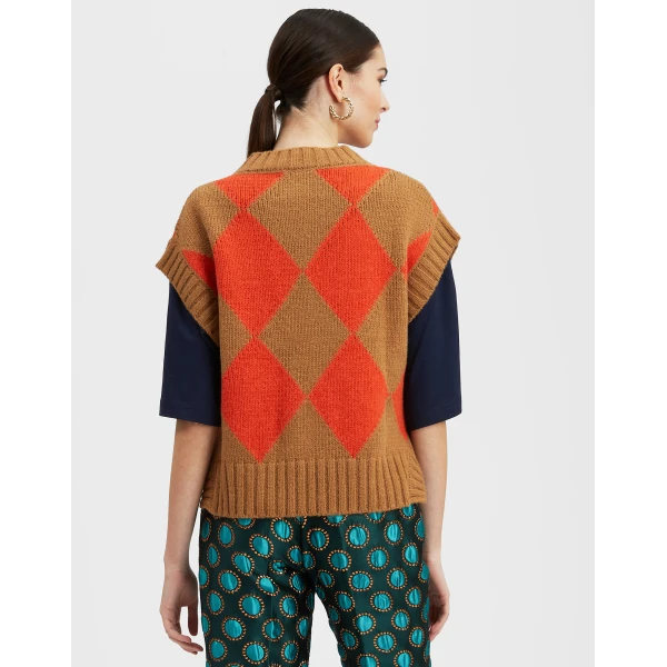 La DoubleJ Argyle Gilet in Camel / Orange Knit, view 4