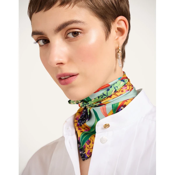 La DoubleJ Foulard 45 in Zooflora Birdbloom Light Blue at Luxury Shoes 