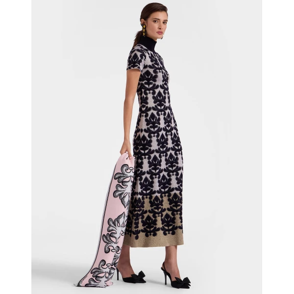 La DoubleJ Herald Scarf 30 in Herald Light Pink at Luxury Shoes 