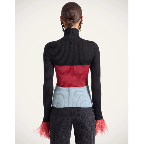 La DoubleJ High Kick Top in Color Block Black & Burgundy, view 3