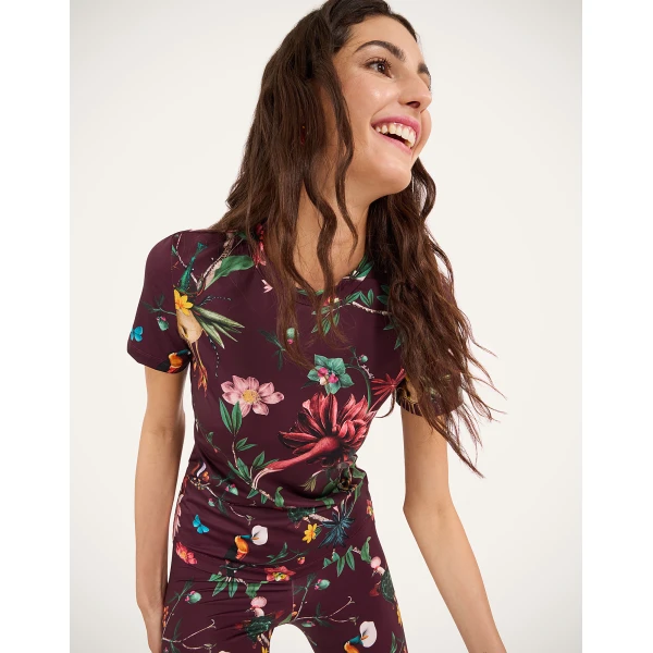 La DoubleJ Jazzercize T-Shirt in Zooflora Burgundy Top, view 2