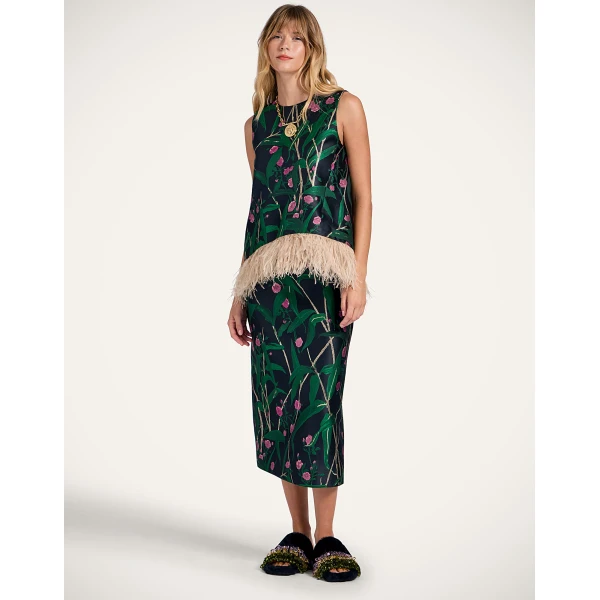 La DoubleJ Pencil Skirt in Bamboo Black, view 2
