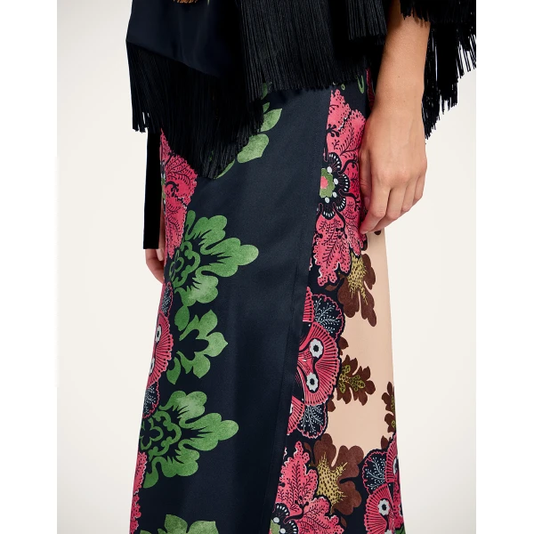 La DoubleJ Sarong Skirt in Bounty Red, view 5
