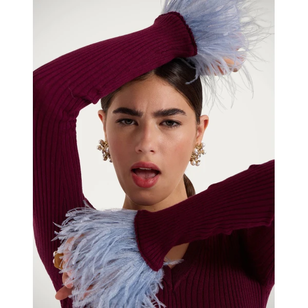 La DoubleJ V-Neck High Kick Top in Burgandy, view 6