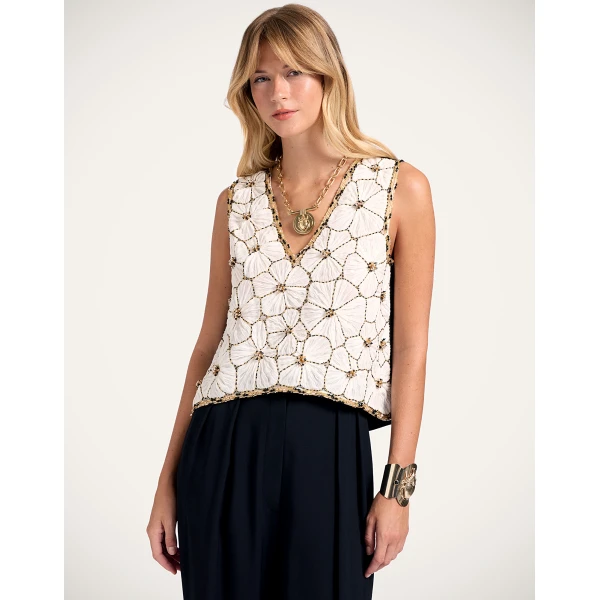 La DoubleJ V-Neck Scala Top in White, view 2