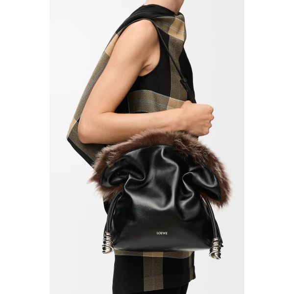 Medium Flamenco Clutch in Glossy Lambskin and Shearling, Black - Image 4