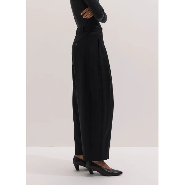 ME+EM Exaggerated Taper Trouser in Black