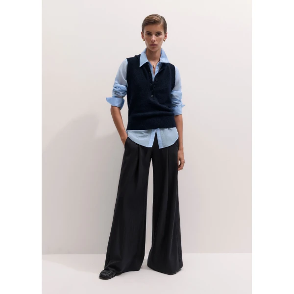 ME+EM Henley Straight Knit Vest in Navy, view 4 | Sweaters | Luxury Shoes 