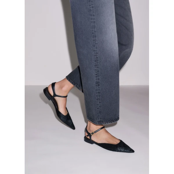 ME+EM Point Toe Flat in Black