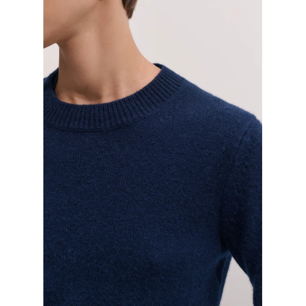 ME+EM Relaxed Crop Jumper in Navy, view 4 | Sweaters | Luxury Shoes 