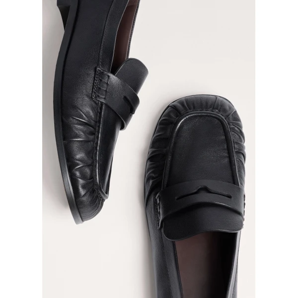 ME+EM Ruched Loafer in Black