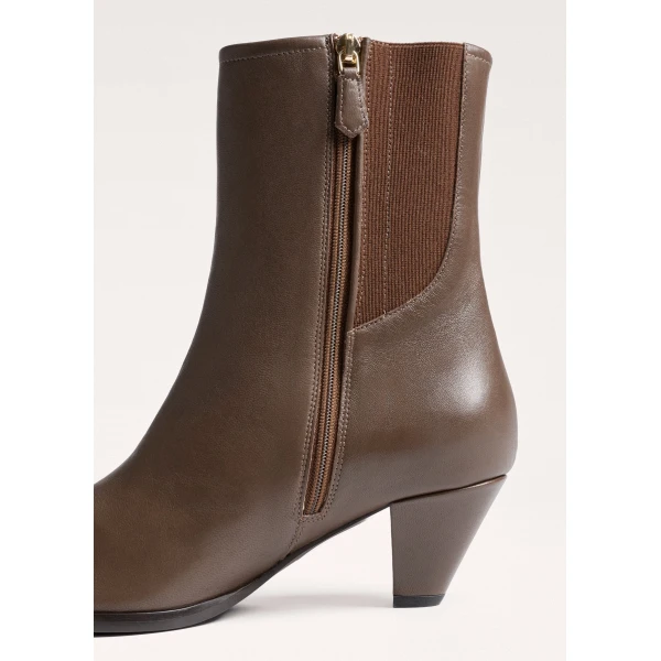 ME+EM Taper Heel Point Boot in Bronzed Brown