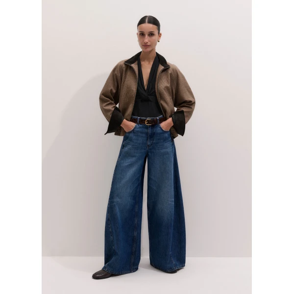 ME+EM Twist Front Slim Top in Black, view 5 | Tops | Luxury Shoes 