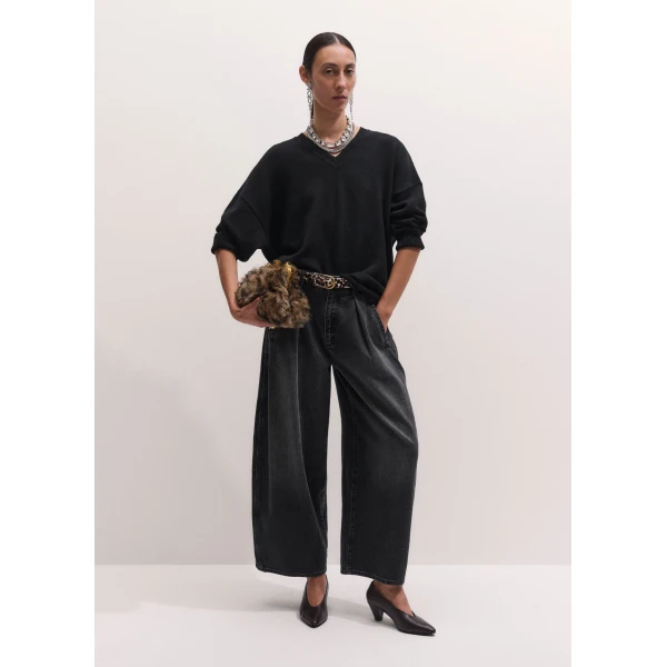 ME+EM Ultimate Boyfriend Jumper in Black, view 4 | Sweaters | Luxury Shoes 