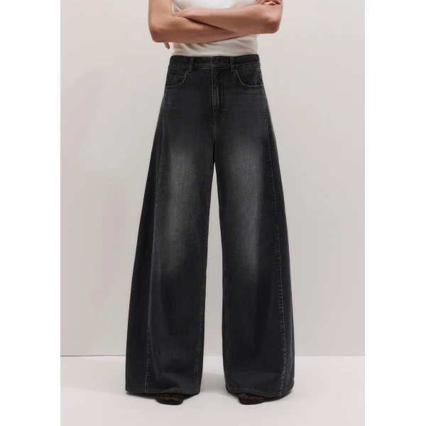 ME+EM Very Wide Taper Jean in Black Wash